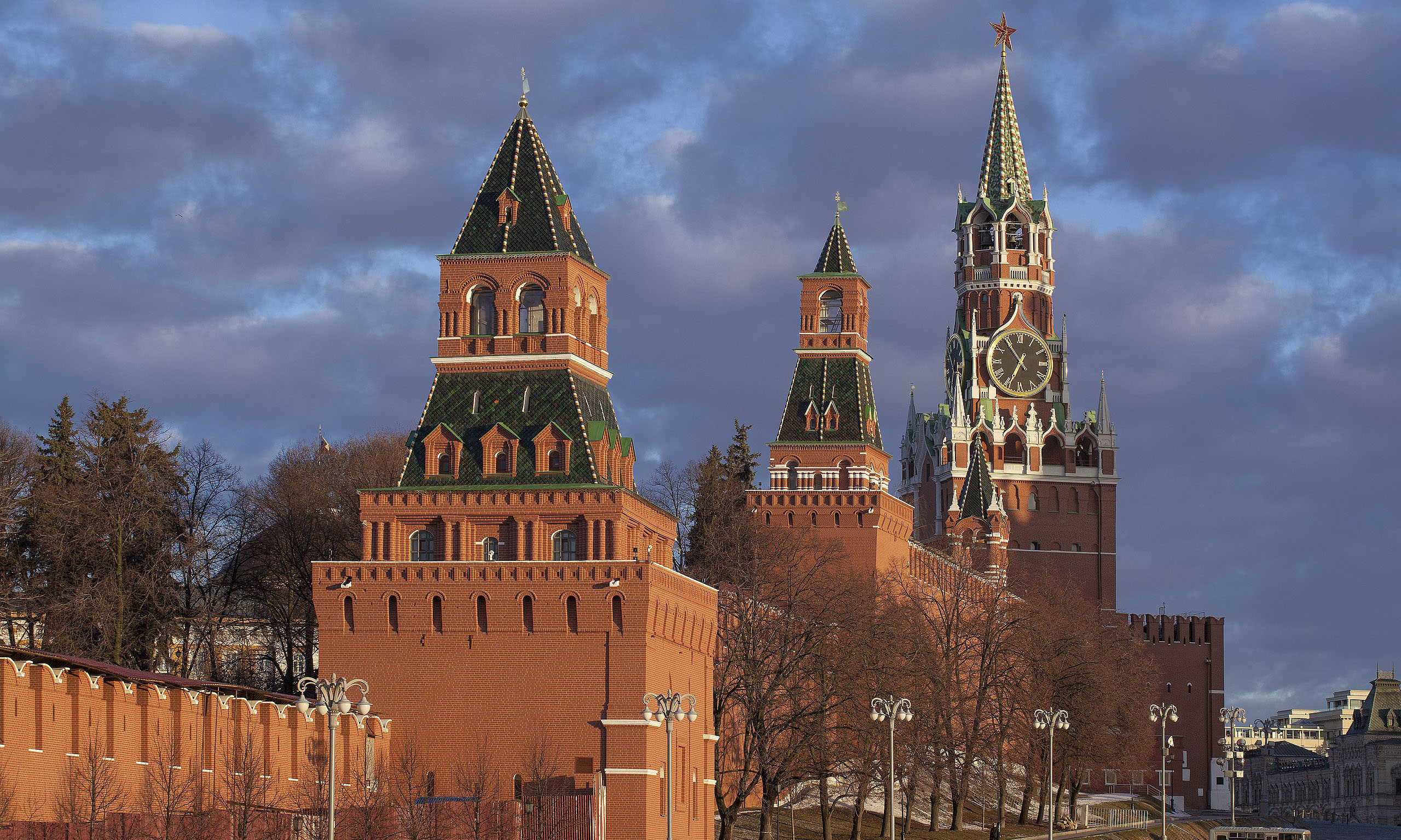 Понимание умного стекла: До какой степени это такое в свой черед до чего оно работает?