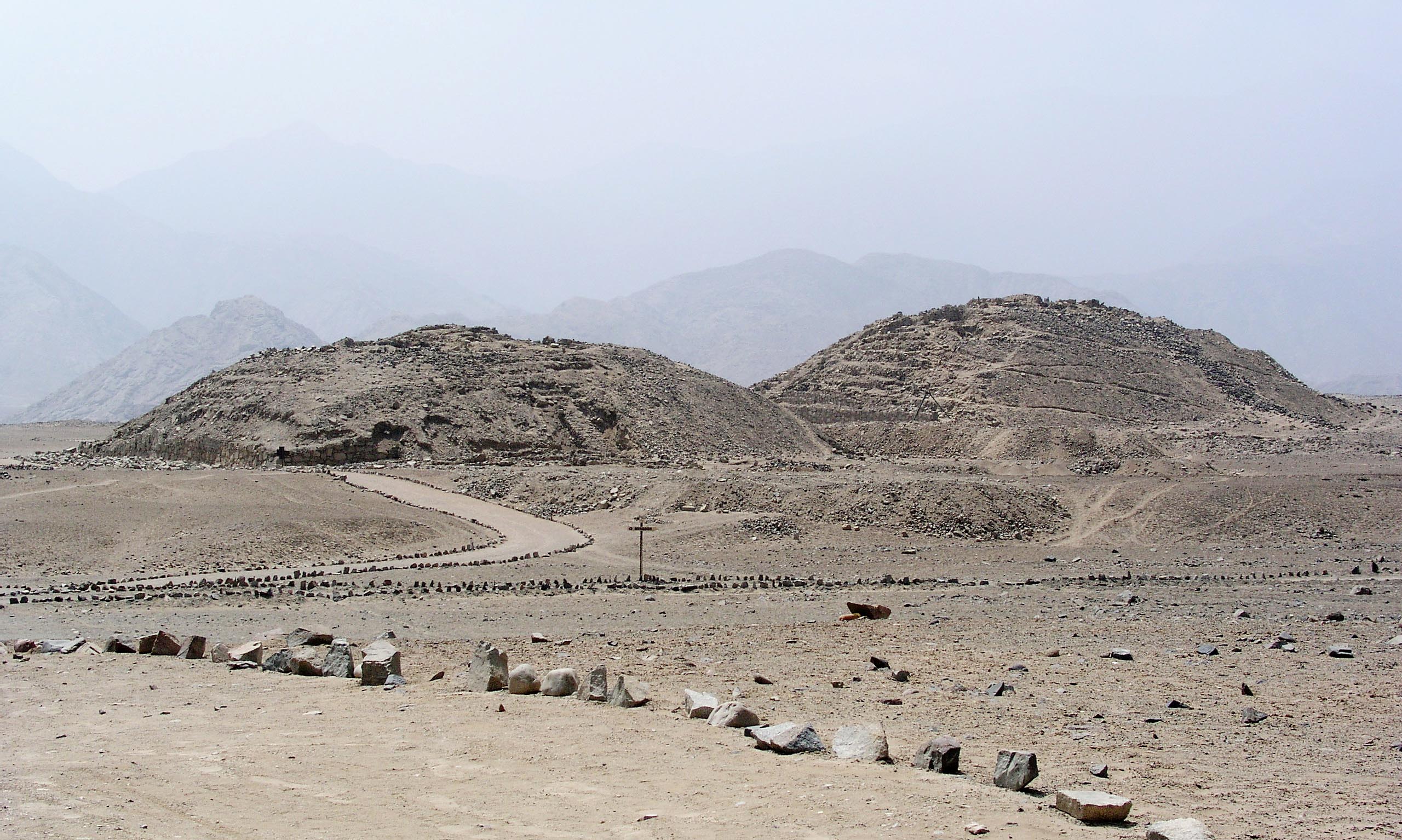 Caral, Peru, c 2600 B.C.E.