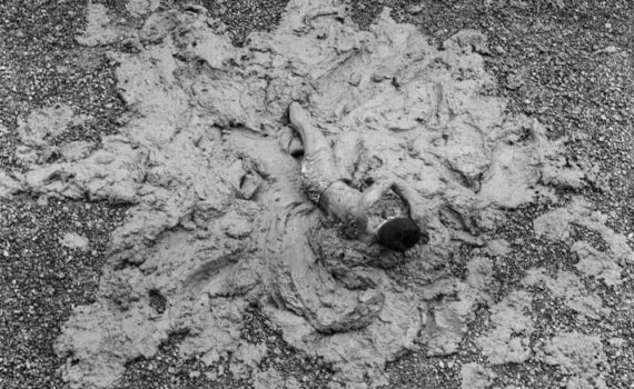 Shiraga Kazuo, <em>Challenging Mud (Doro ni idomu)</em>