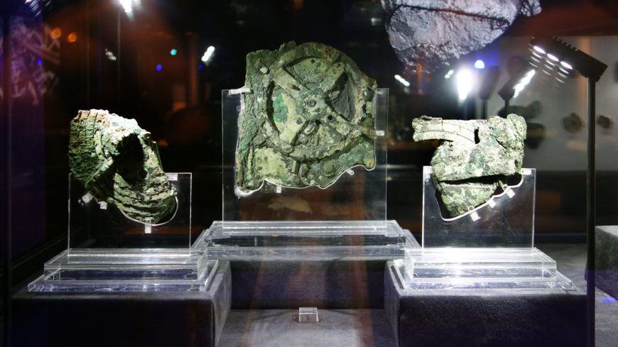 Antikythera machine (National Archaeological Museum, Athens)