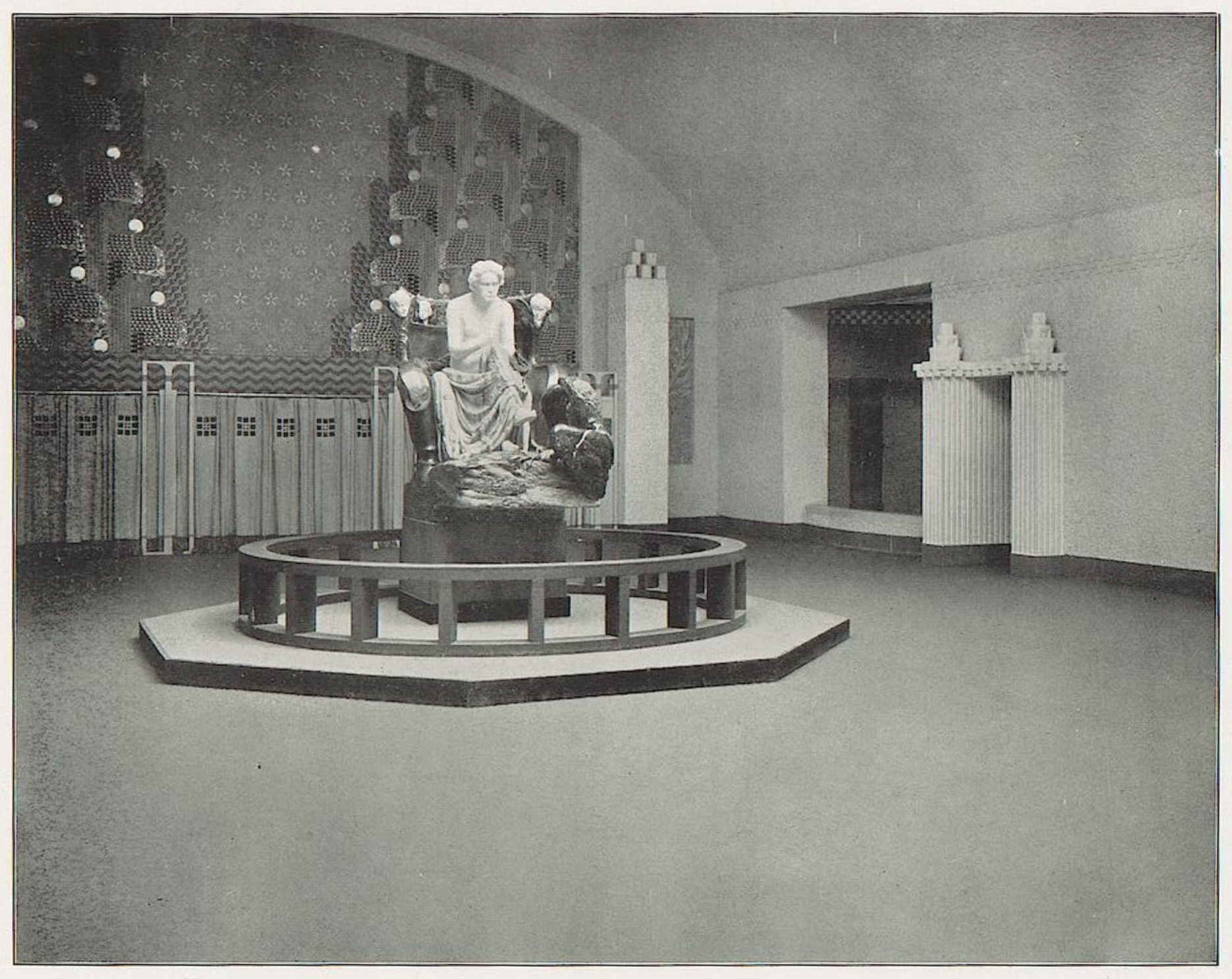 XIVth exhibition 1902, main hall with Beethoven statue by Max Klinger (photo: Archive of Secession)