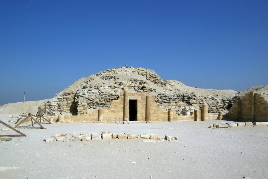 South House Stepped Pyramid complex, Saqqara, Egypt (photo: Berthold Werner, CC BY 3.0)