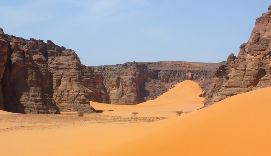 Sand and rocks, Tassili n’Ajjer, Algeria (photo: Akli Salah, CC BY-SA 4.0)