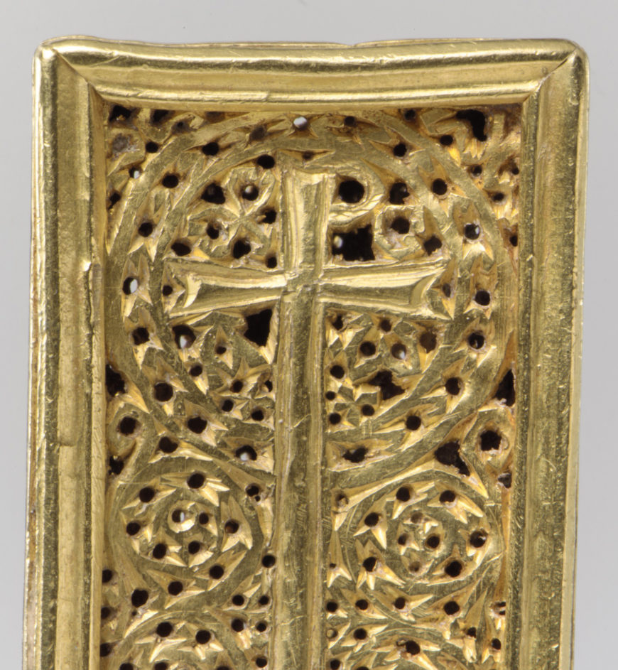 Detail, Byzantine Crossbow Brooch (Fibula), c. 430, made in Rome or Constantinople, gold, 11.9 x 5.5 x 4 cm (The Metropolitan Museum of Art)