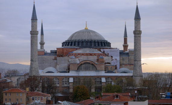 Isidore of Miletus & Anthemius of Tralles for Emperor Justinian, Hagia Sophia, Istanbul, 532–37 (photo: Steven Zucker, CC BY-NC-SA 2.0)