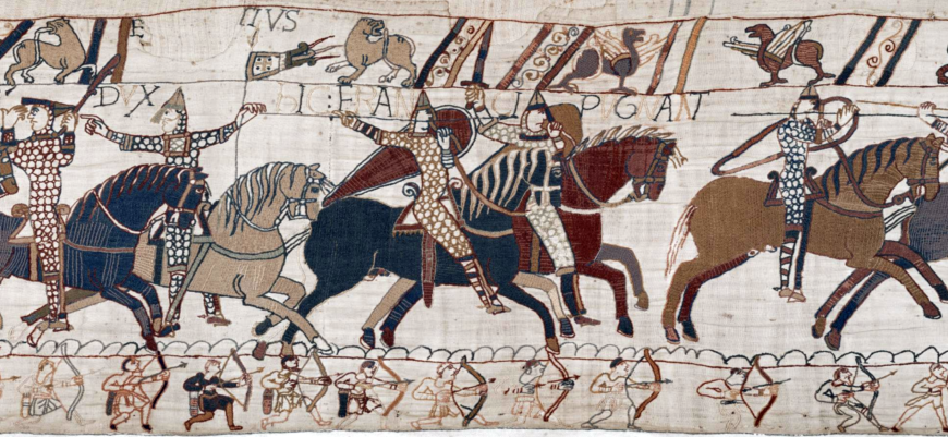 Cavalry and foot soldiers in battle (detail), Bayeux Tapestry, c. 1070, embroidered wool on linen, 20 inches high (Bayeux Tapestry Museum, Official digital representation of the Bayeux Tapestry—11th century. Credits: City of Bayeux, DRAC Normandie, University of Caen Normandie, CNRS, Ensicaen, Photos: 2017—La Fabrique de patrimoines en Normandie)