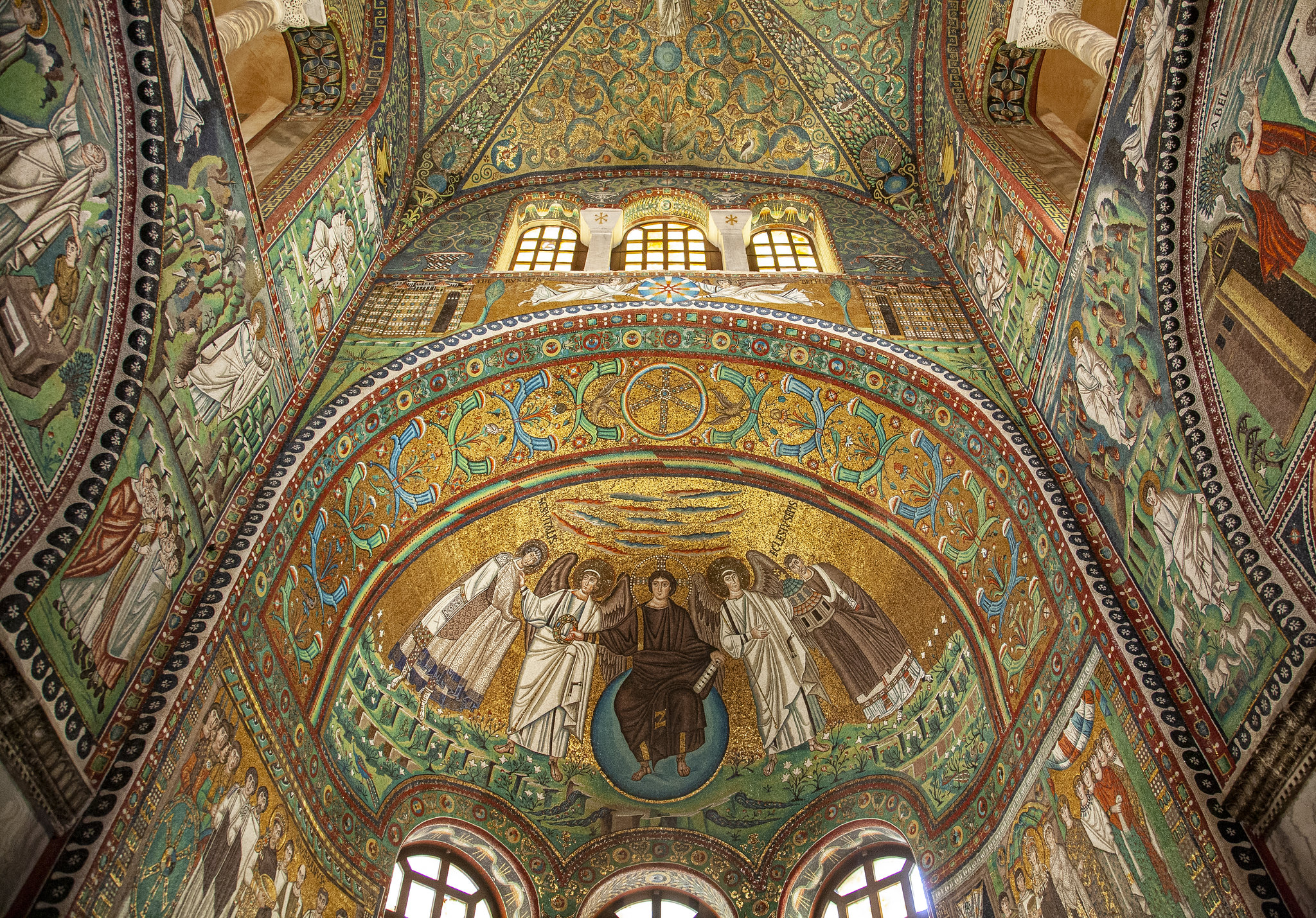 Apse detail, 540s, San Vitale, Ravenna (photo: byzantologist, CC: BY-NC-SA 2.0)