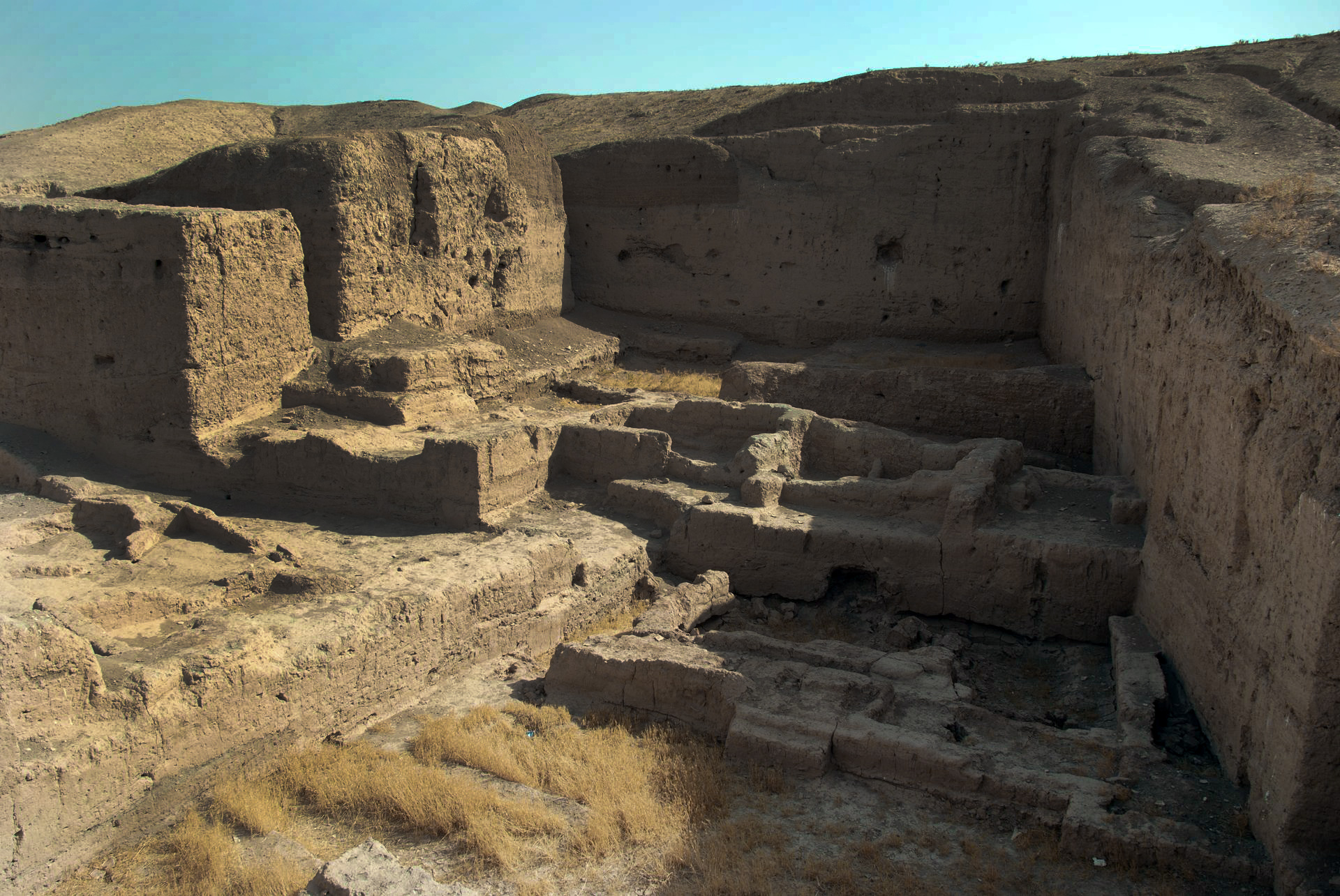 Tell Brak, Syria, area TW, showing the 5th–6th century millennium B.C.E. levels (photo: Bertramz, CC BY 3.0)