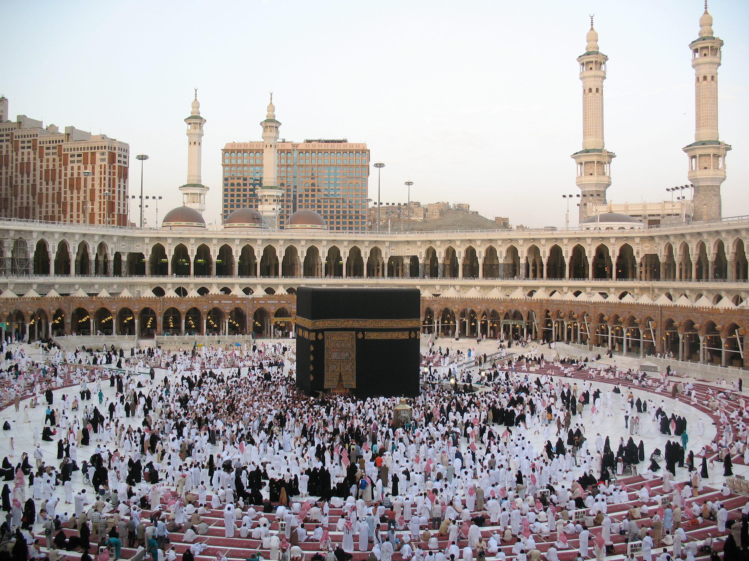 Kaaba with surrounding colonnades (photo: marviikad, CC BY-NC 2.0)