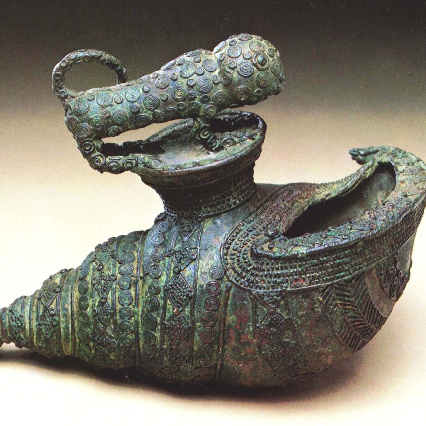 Shell Vessel with Leopard from Igbo-Ukwu, Nigeria, c. 9th–11th century C.E., leaded bronze, 8 ⅛ inches (National Museum, Lagos, Nigeria