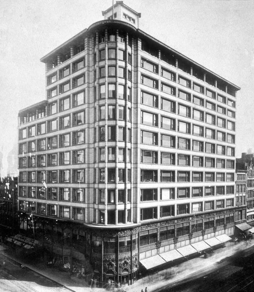 Louis Sullivan, Carson, Pirie, Scott Building, Chicago (while still Schlesinger & Mayer, with original cornice and before addition at right)