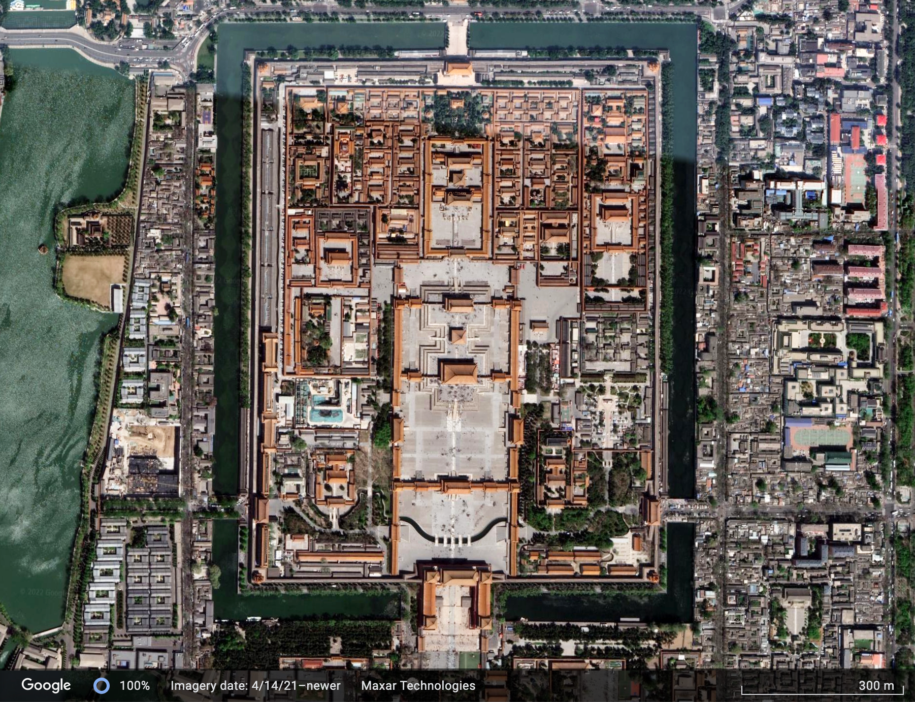 Aerial view of the Forbidden City, Beijing (© Google Earth 2021)