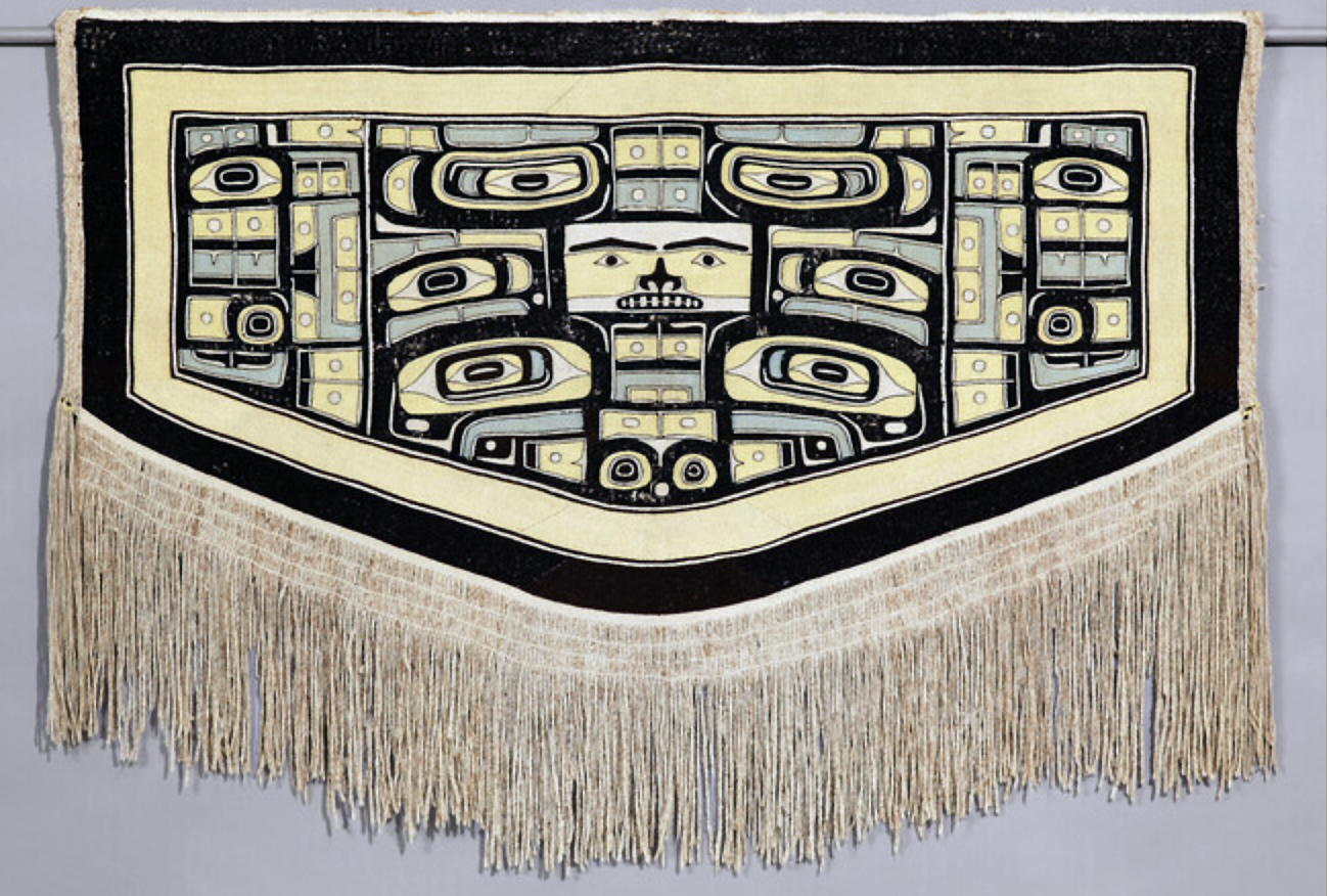 Naaxein ("Chilkat Robe") by a Tlingit artist, c. 1850, mountain Goat wool, cedar bark, and dyes, 87 × 175 cm (Hood Museum)