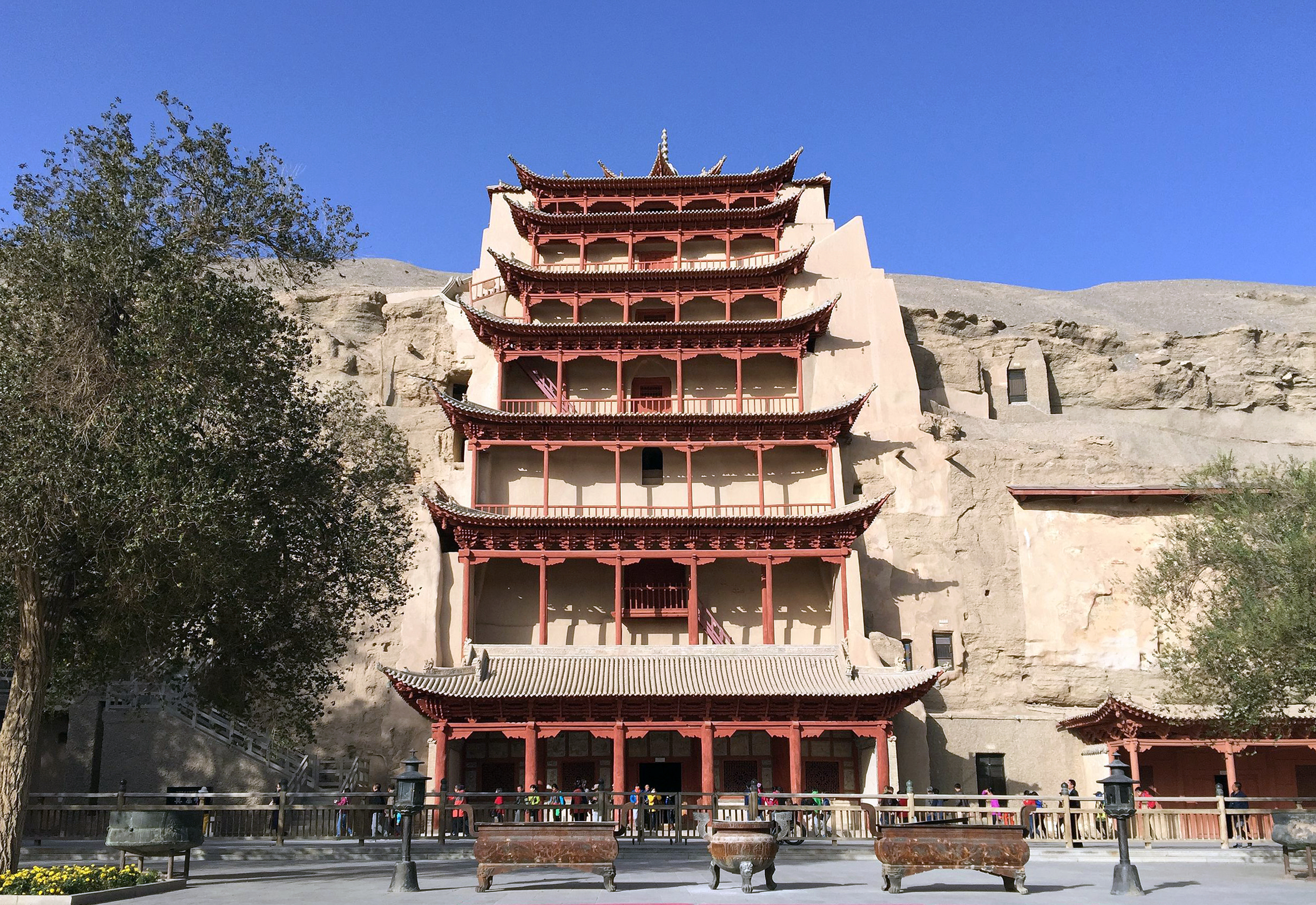 Mogao Caves (photo: 慕尼黑啤酒 , CC BY-SA 3.0)