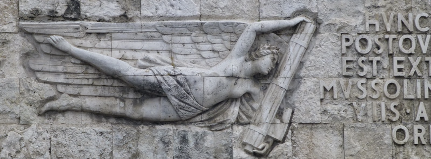 One of a pair of angels carrying a fasces, 1938, travertine relief, Istituto Nazionale Fascista Previdenza (photo: Martin G. Conde, FLICKR / RARA 2022 (11 June 2020, all rights reserved).