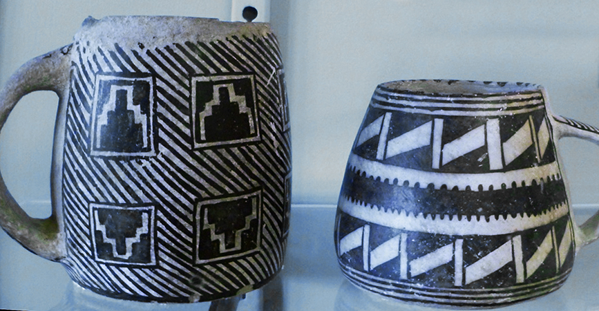 Mugs found at Mesa Verde (photo: by the author, Mesa Verde Museum)
