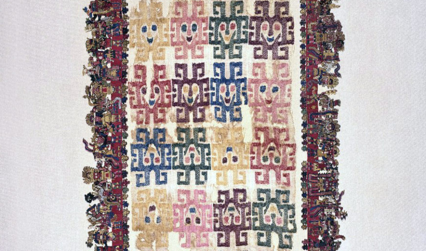 Center detail, Nasca, Mantle ("The Paracas Textile"), 100–300 C.E., cotton, camelid fiber, 58–1/4 x 24–1/2 inches / 148 x 62.2 cm, found south coast, Paracas, Peru (Brooklyn Museum)