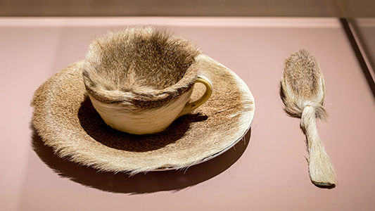 Meret Oppenheim, <em>Object</em> (Fur-covered cup, saucer, and spoon)