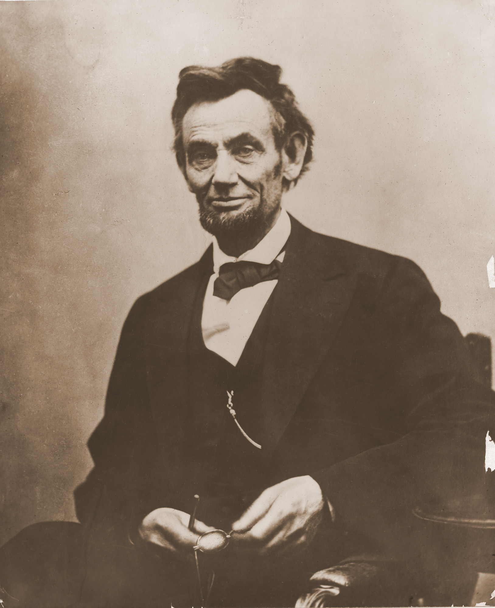 Alexander Gardner, <em>Abraham Lincoln in Washington, D.C., April 10, 1865</em>, 1865, photograph (Chicago History Museum)
