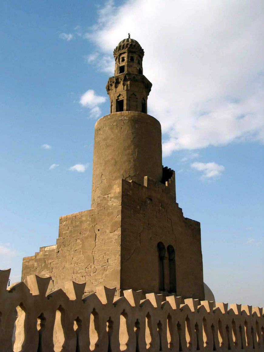 Minaret, Mosque of Ibn Tulun, Cairo, Egupt (photo: youssef_alam, CC BY 3.0)