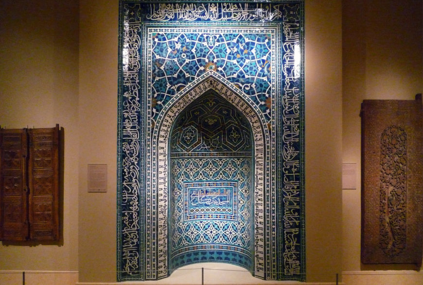 Mihrab (prayer niche), 1354–55, Madrasa Imami, Isfahan, Iran, polychrome glazed tiles, 135-1/16 x 113-11/16 inches (Metropolitan Museum of Art, New York; photo: Steven Zucker, CC BY-NC-SA 2.0)
