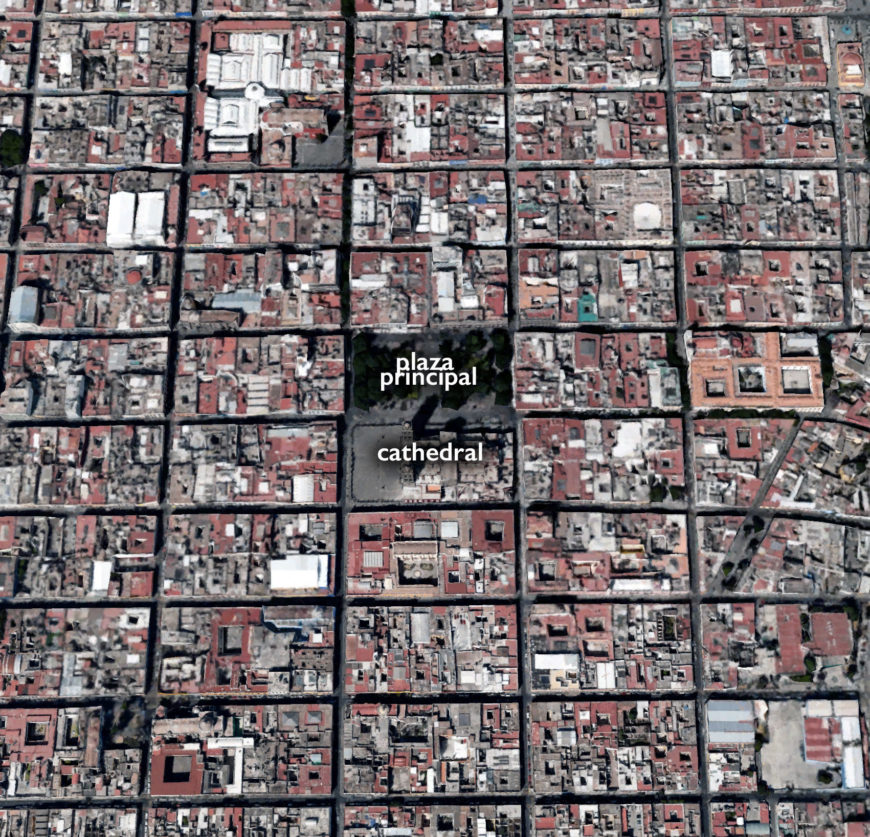 Puebla's traza, plaza principal (© Google maps)