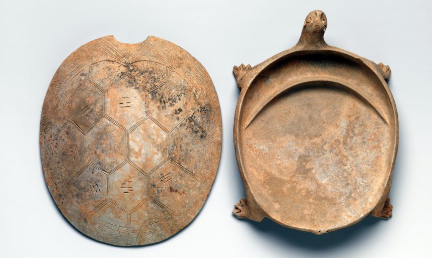 "Inkstone" and cover in the shape of a turtle, with the 8 trigrams used in Daoist cosmology on the turtle shell. 6th–7th century, earthenware, China, 8.9 cm x 23.5 cm (The Metropolitan Museum of Art)