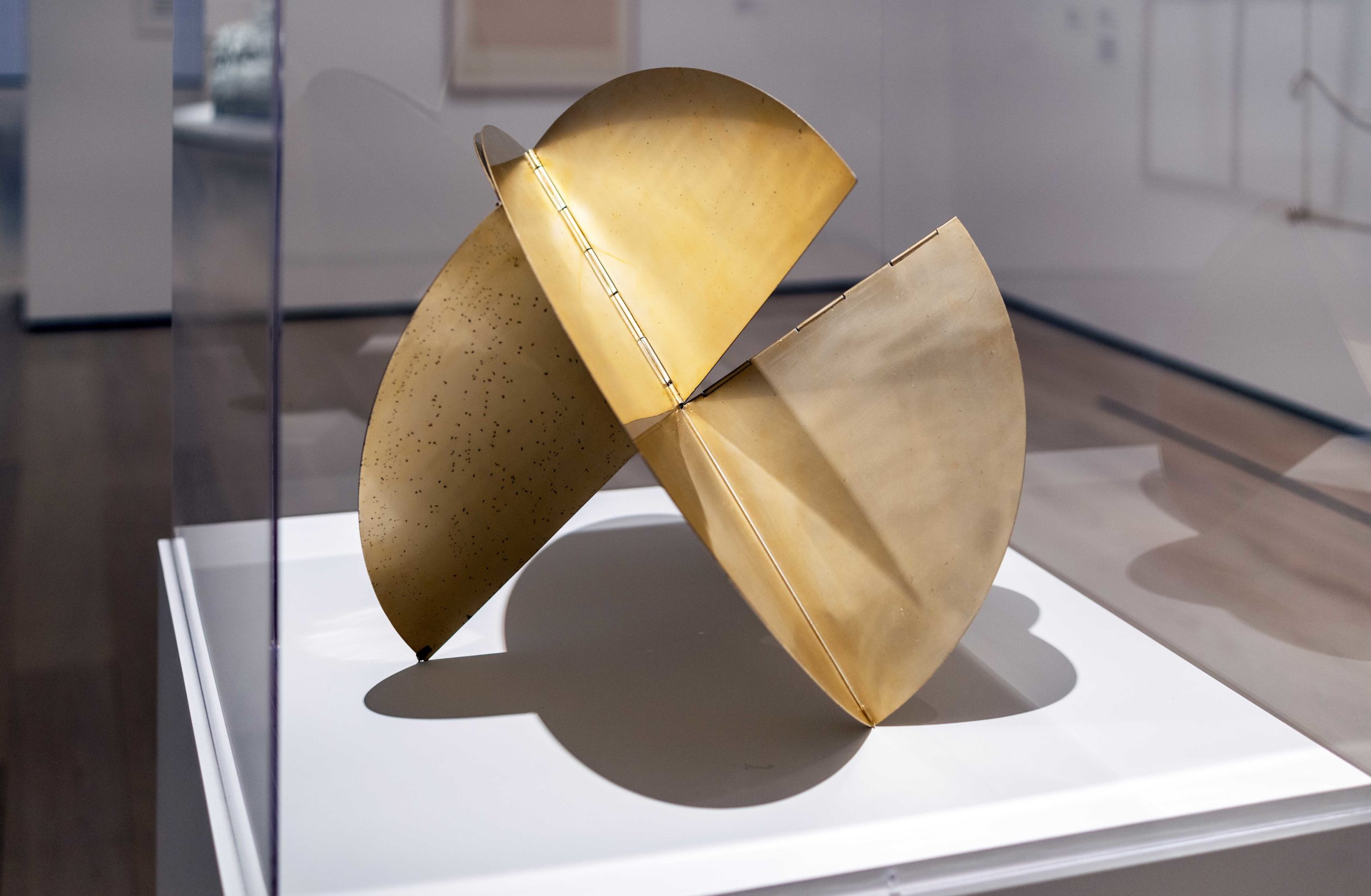 Smarthistory – Lygia Clark, Bicho