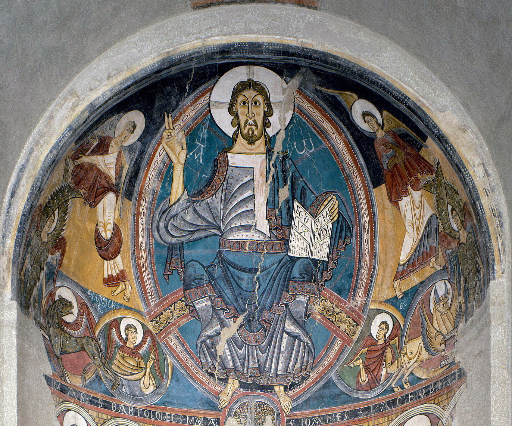 The Painted Apse of Sant Climent, Taüll, with Christ in Majesty –  Smarthistory