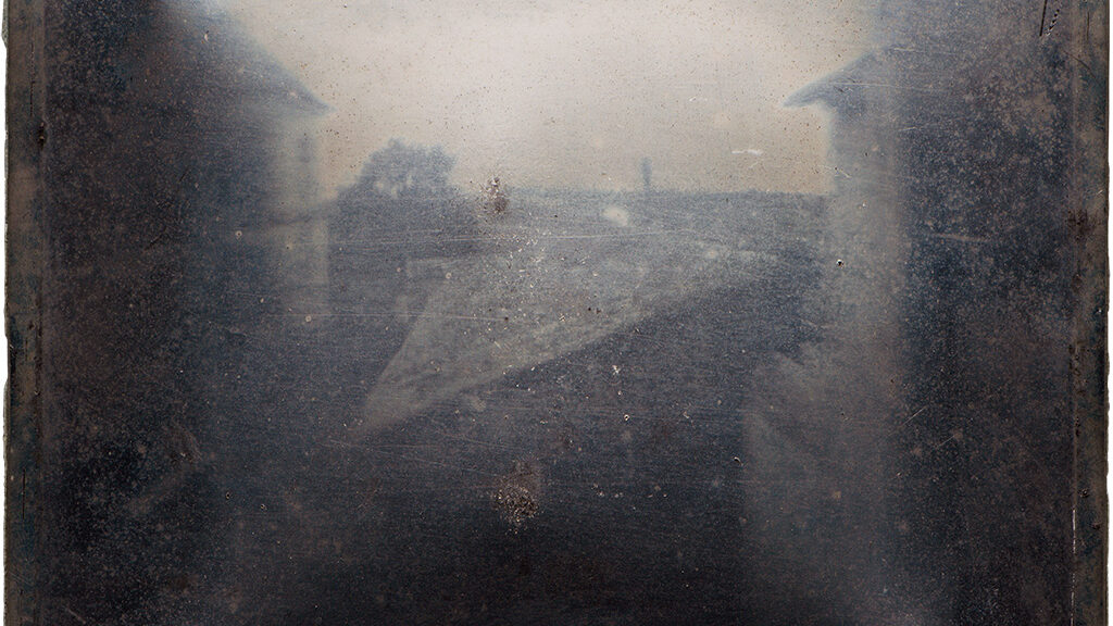 Smarthistory – Joseph Nicéphore Niépce, View from the Window at Le