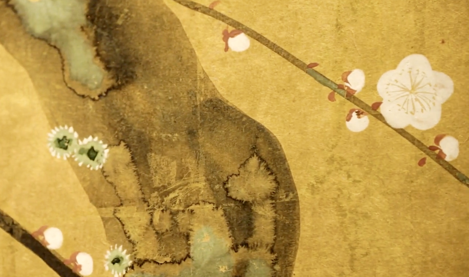 White blossoms (detail), Ogata Kōrin, Red and White Plum Blossoms, Edo period, 18th century, pair of two-fold screens, color and gold leaf on paper, 156 x 172.2 cm each, National Treasure (MOA Museum, Atami, Japan)