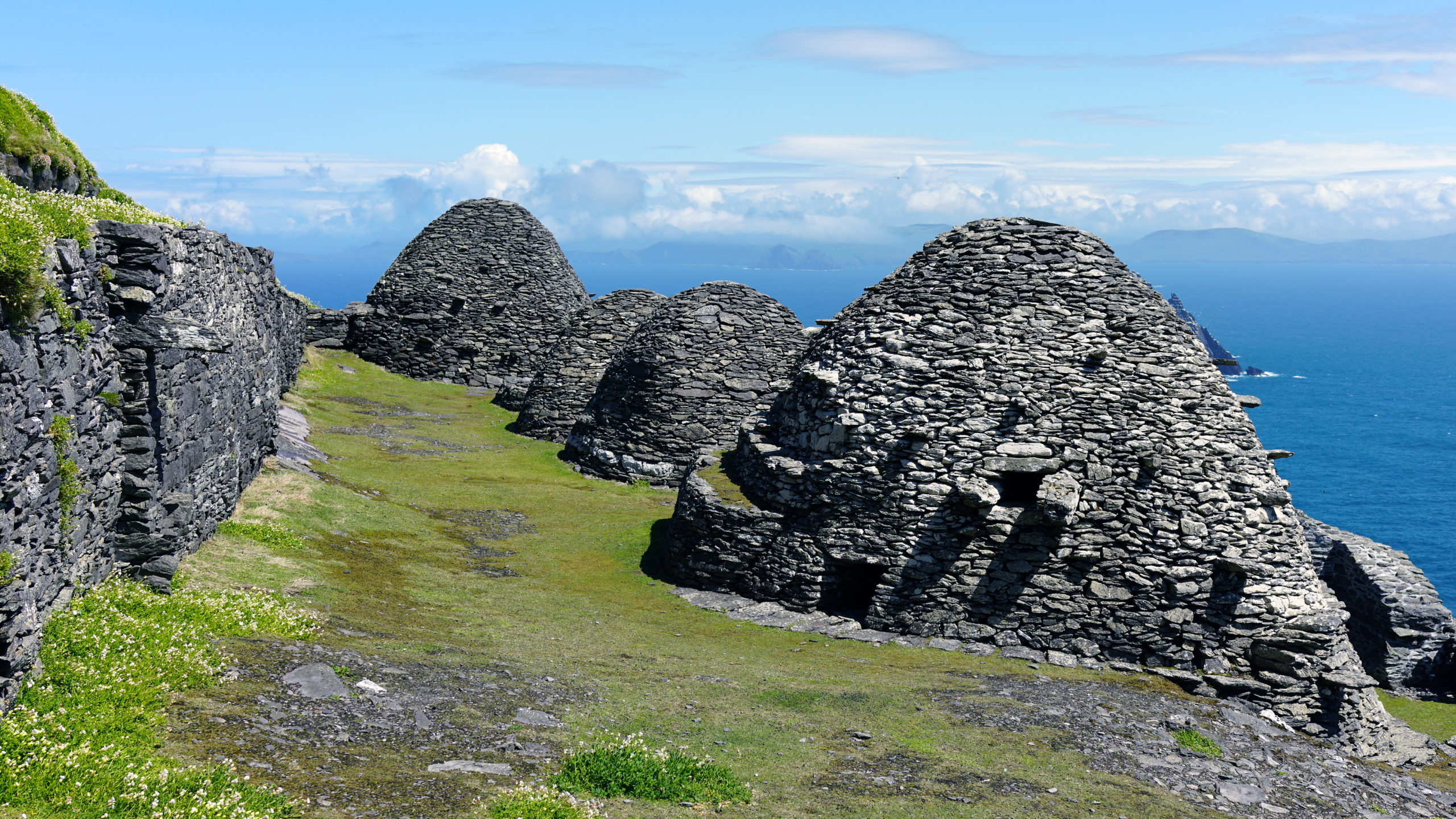 Skellig Michael monastery (Ireland), 6th–13th centuries (most of the stone construction dates to 8th–11th centuries)