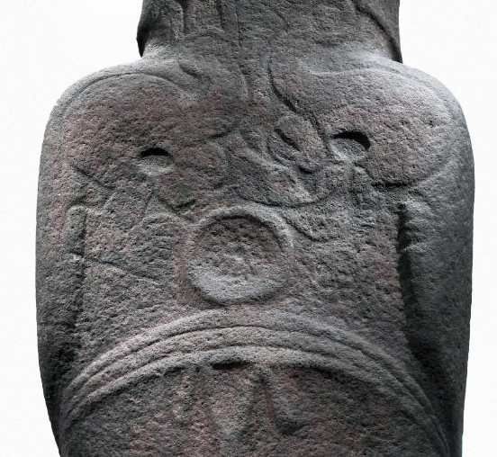 Back (detail), Hoa Hakananai'a ('lost or stolen friend’), Moai (ancestor figure), c. 1200 C.E., 242 x 96 x 47 cm, basalt (missing paint, coral eye sockets, and stone eyes), likely made in Rano Kao, Rapa Nui (Easter Island), found in the ceremonial center Orongo (© The Trustees of the British Museum)