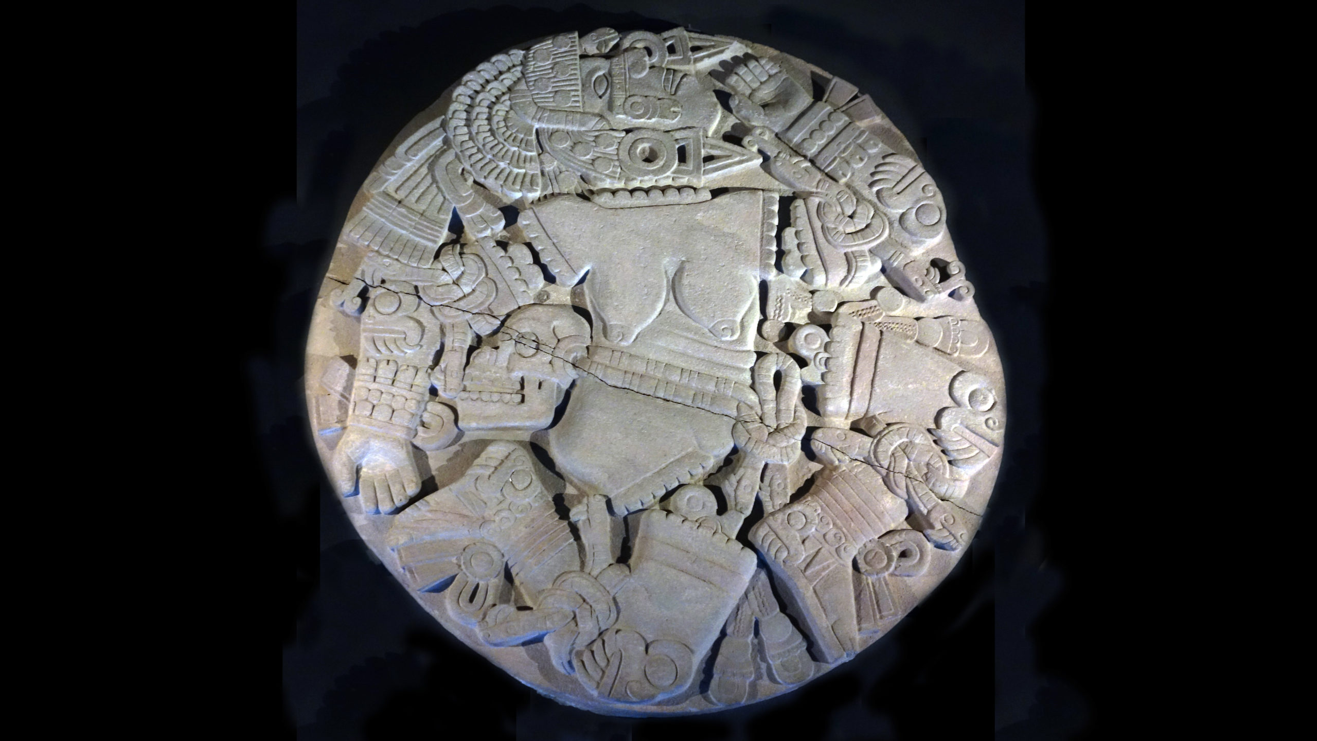 The Coyolxauhqui Stone, c. 1500, volcanic stone, found: Templo Mayor, Tenochtitlan (Museo del Templo Mayor, Mexico City) (photo: Steven Zucker, CC BY-NC-SA 2.0)