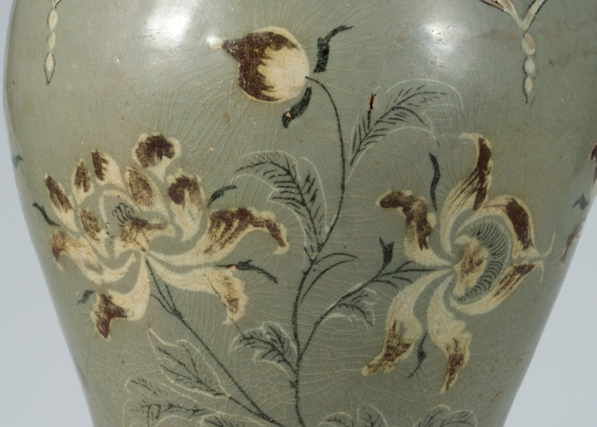 Detail, celadon maebyeong with inlaid peony design and copper-red underglaze, 12th–13th century, 34.5 x 5.8 x 13.2 cm, Treasure 346 (The National Museum of Korea)