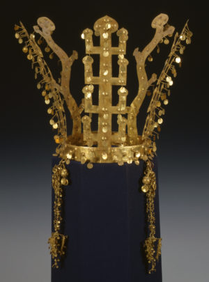 Crown from Geumnyeongchong Tomb, Silla, gold, Gyeongju-si, Korea, 27 cm high, Treasure 338(National Museum of Korea)