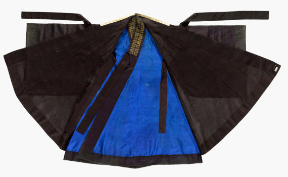 Gujangbok, a ceremonial robe symbolizing the king’s prestige