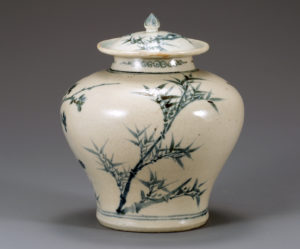 Next to the plum tree, a bamboo design slants across one side of the jar, filling a wide area of the surface. Blue-and-white Porcelain Jar with Plum, Bamboo, and Bird Design, 15 or 16th century, Joseon, 16.5 cm high, National Treasure 170 (National Museum of Korea)