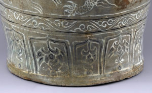 Buncheong Jar with Cloud and Dragon Design, 15th century, Joseon, 48.5 cm high, National Treasure 259 (National Museum of Korea)
