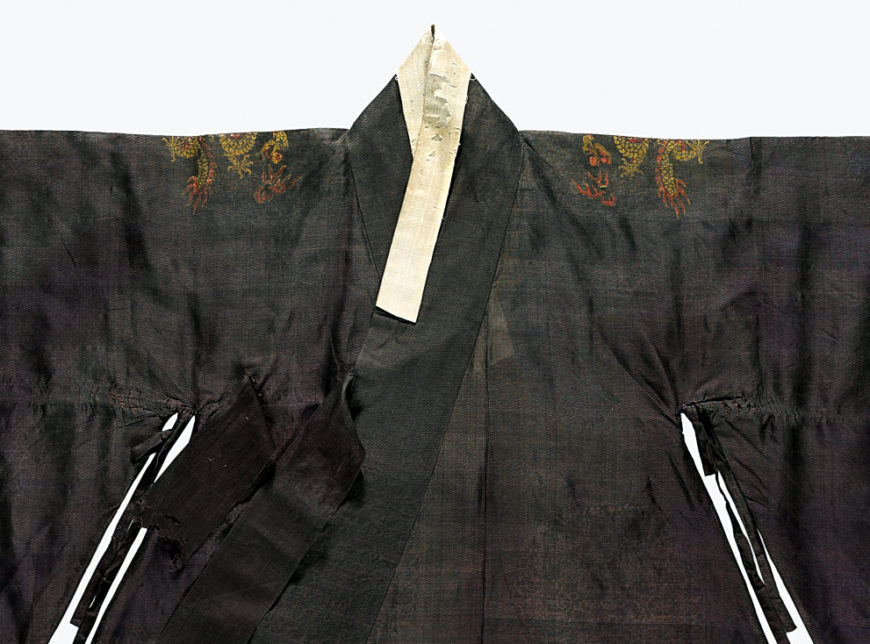 Gujangbok (front and back), Fine silk gauze, Joseon Dynasty (late 19th or early 20th century), Length: 136.5cm, Sleeve length (from center of collar): 97.0cm, Important Folklore Cultural Heritage 66 (National Museum of Korea)