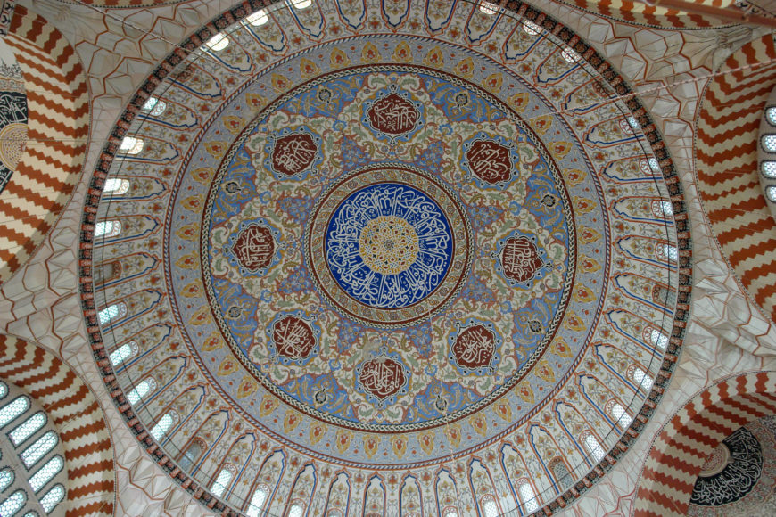 Dome interior, Mimar Sinan, Selimiye II Mosque in Edirne, Turkey, 1568–74 (photo: CharlesFred/Charles Roffey, CC BY-NC-SA 2.0)