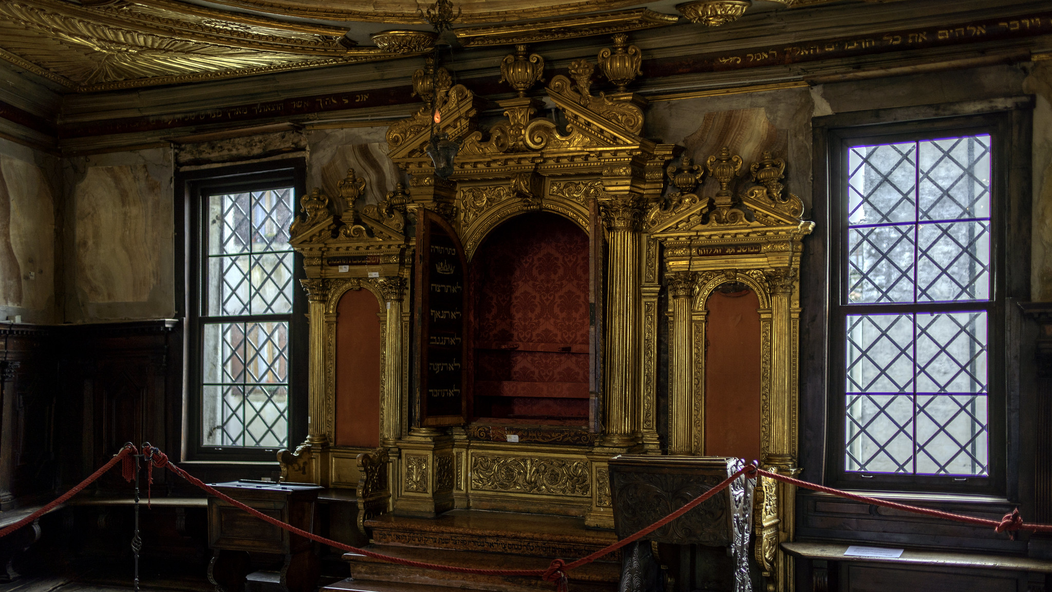 Torah Ark, Grande Scuola Tedesca, Venice, founded 1528 (Steven Zucker, CC BY-NC-SA 2.0)