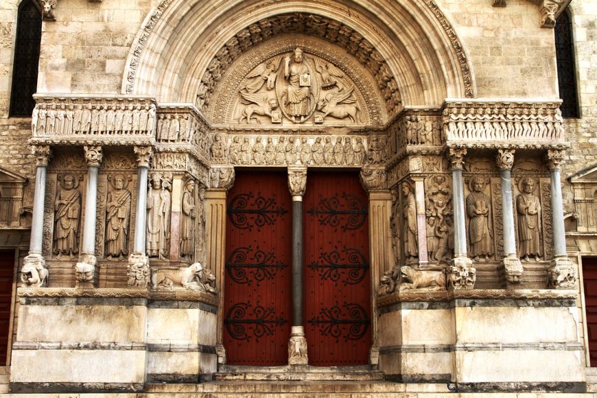 Facade, Saint Trophime, Arles, 12th–15th century (photo: Claude Valette, CC BY-ND 2.0)