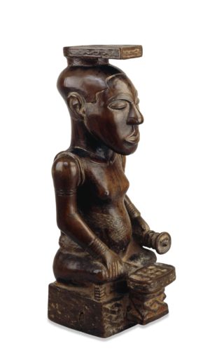 Ndop, wooden carving of King Shyaam aMbul aNgoong, from the Democratic Republic of Congo (formerly Zaire), late 18th century, wood, 55 cm high (British Museum)