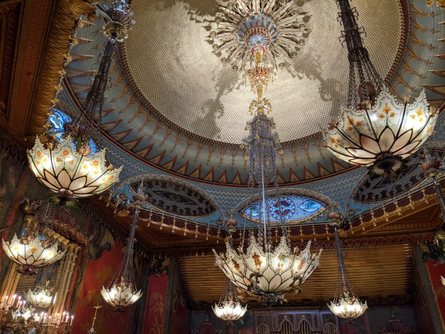 Music Room, Royal Pavilion, Brighton, England (photo: Henry Burrows, CC BY-SA 2.0)