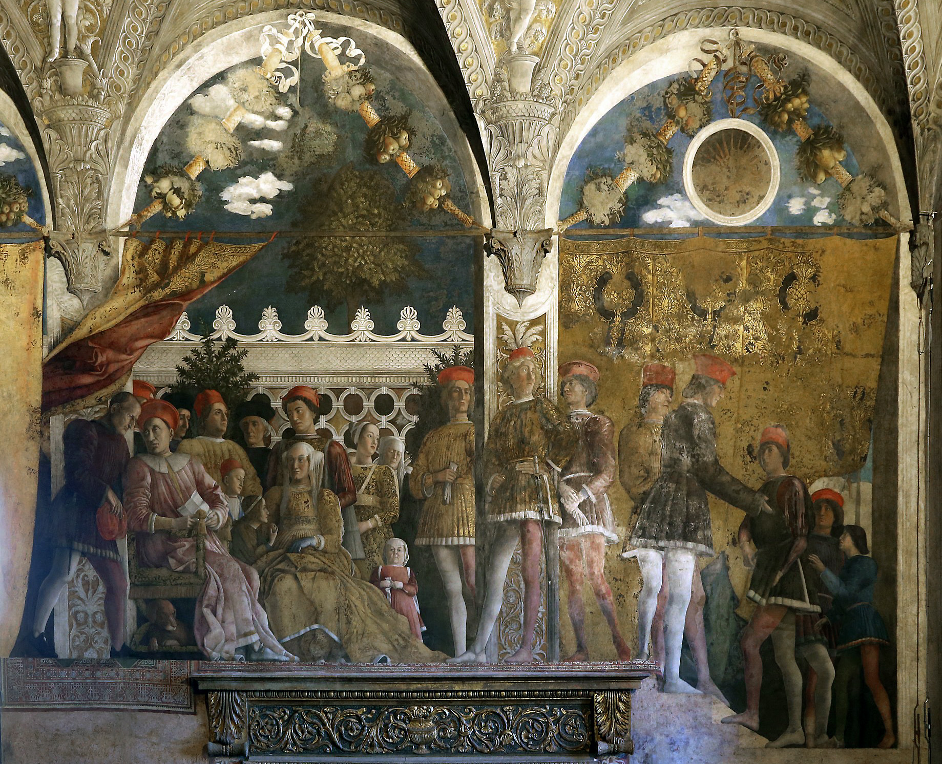 https://smarthistory.org/wp-content/uploads/2022/10/Andrea_mantegna_camera_degli_sposi_1465-74_parete_nord_detta_della_corte_01.jpg