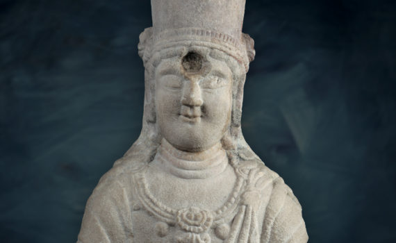 Detail, seated bodhisattva from the site of Hansongsa Temple, Gangneung, 10th century (Goryeo Dynasty), white marble, 92.4 cm high, National Treasure 124 (Chuncheon National Museum; photo: Cultural Heritage Administration of the Republic of Korea)