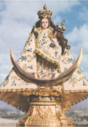Statue of Virgin de los Remedios, thought to have been brought to Mexico in the 16th century (Basilica de Santa Maria de los Remedios, Cholula, Mexico)