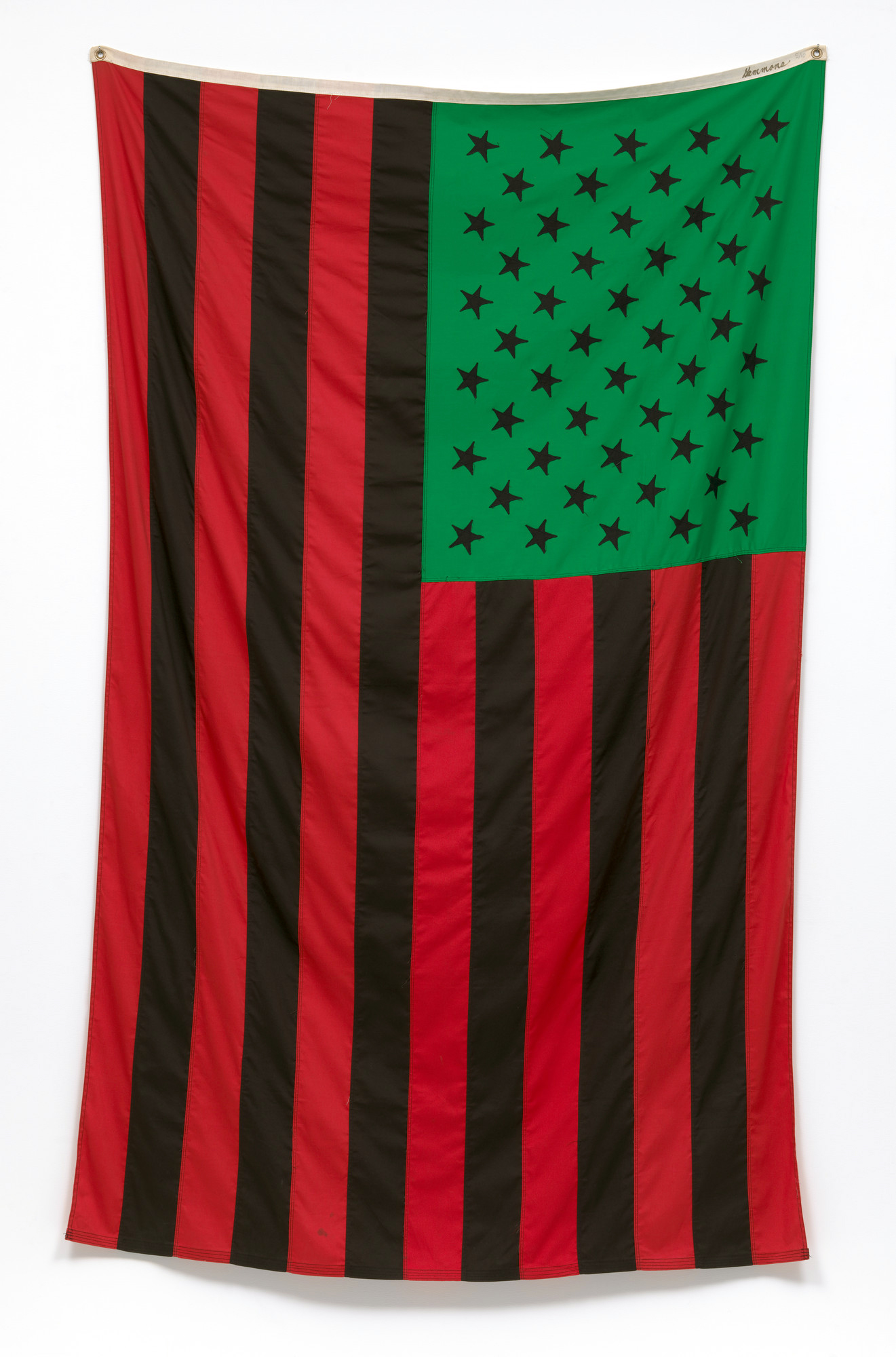 David Hammons, African American Flag, 1990, canvas and grommets, 149.9 × 240 cm (MoMA)