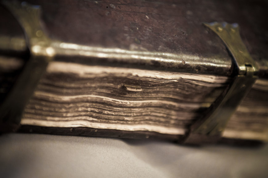 Bookmark glued to a page. Leiden, University Library, BPL MS 304 (photo: Giulio Menna)